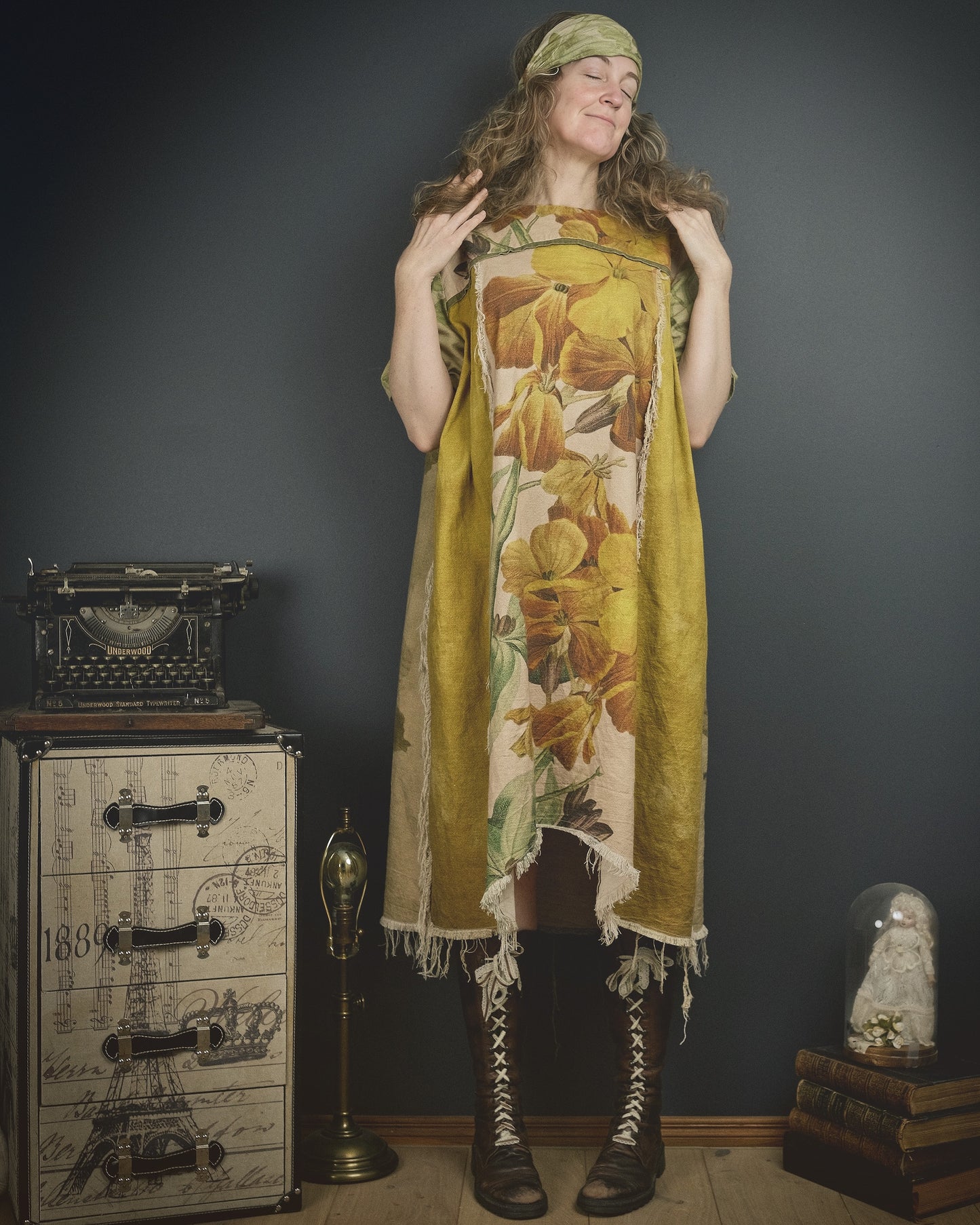 Common Wallflower - Dress + Headband + Clutch set