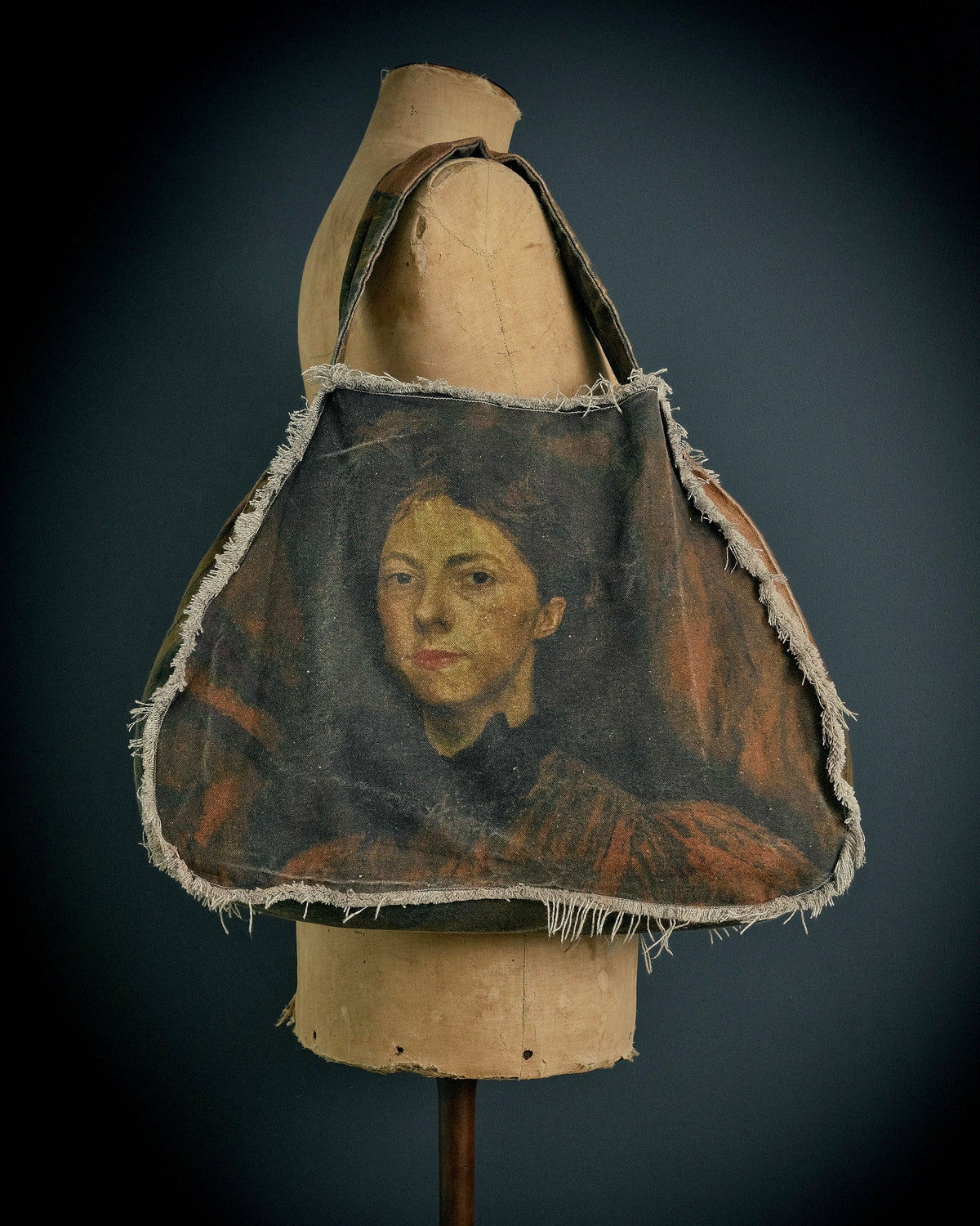 Gwen - MEMENTO Tote